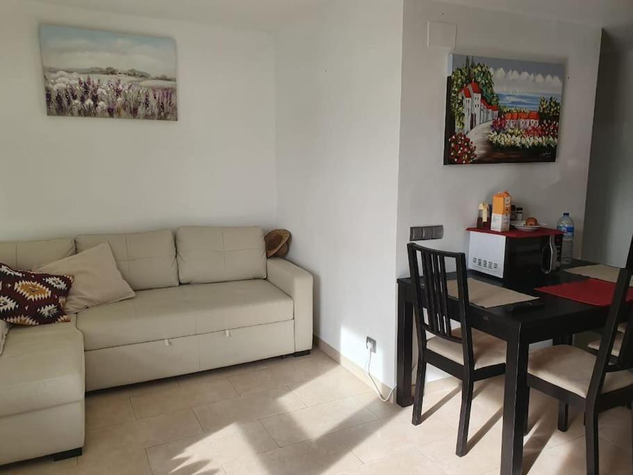 Apartamento Cerca Cala Crancs Playa Салоу Екстер'єр фото
